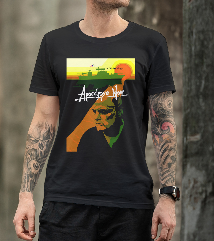 Apocalypse Now Vintage Movie Poster Art With Helicopters And Sun Background T-Shirt
