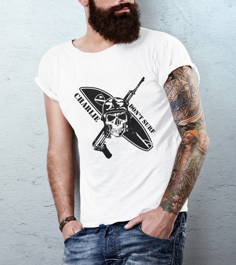 Apocalypse Now Charlie Don't Surf Skull Soldier Surfboard Rifle T-Shirt