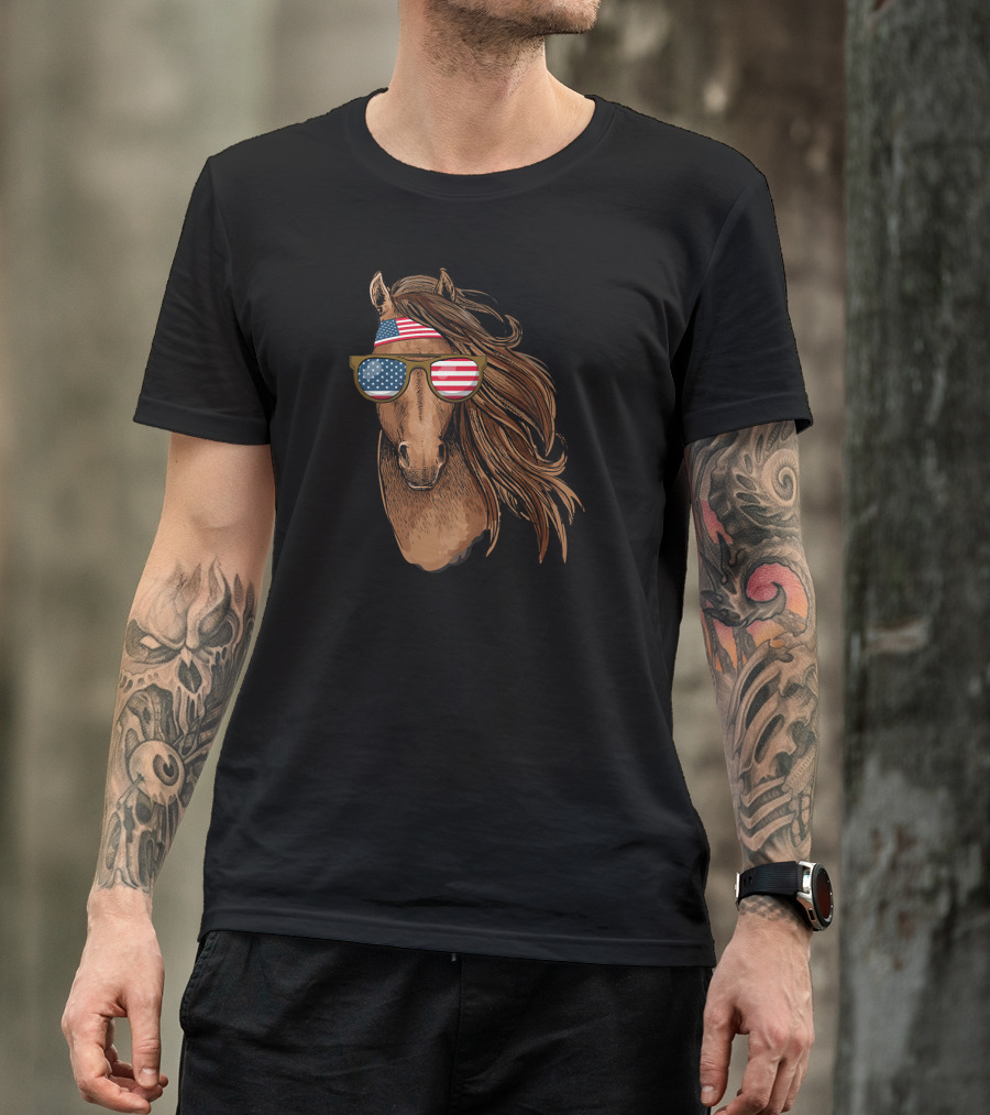 Cool Patriot 4th July Horse With American Flag Sunglasses T-Shirt