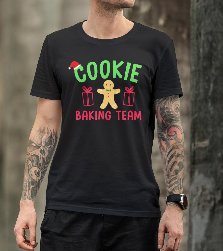 COOKIE BAKING TEAM Christmas Women Kids Gingerbread Holiday T-Shirt