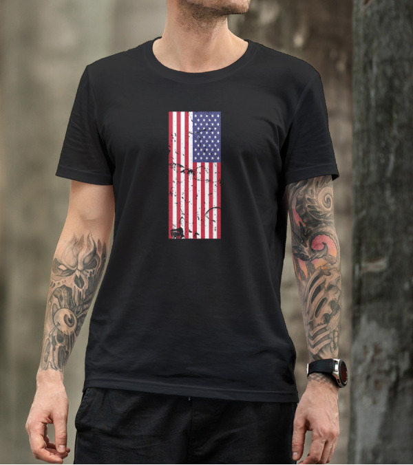 Distressed American Flag 4th Of July USA Independence Day T-Shirt
