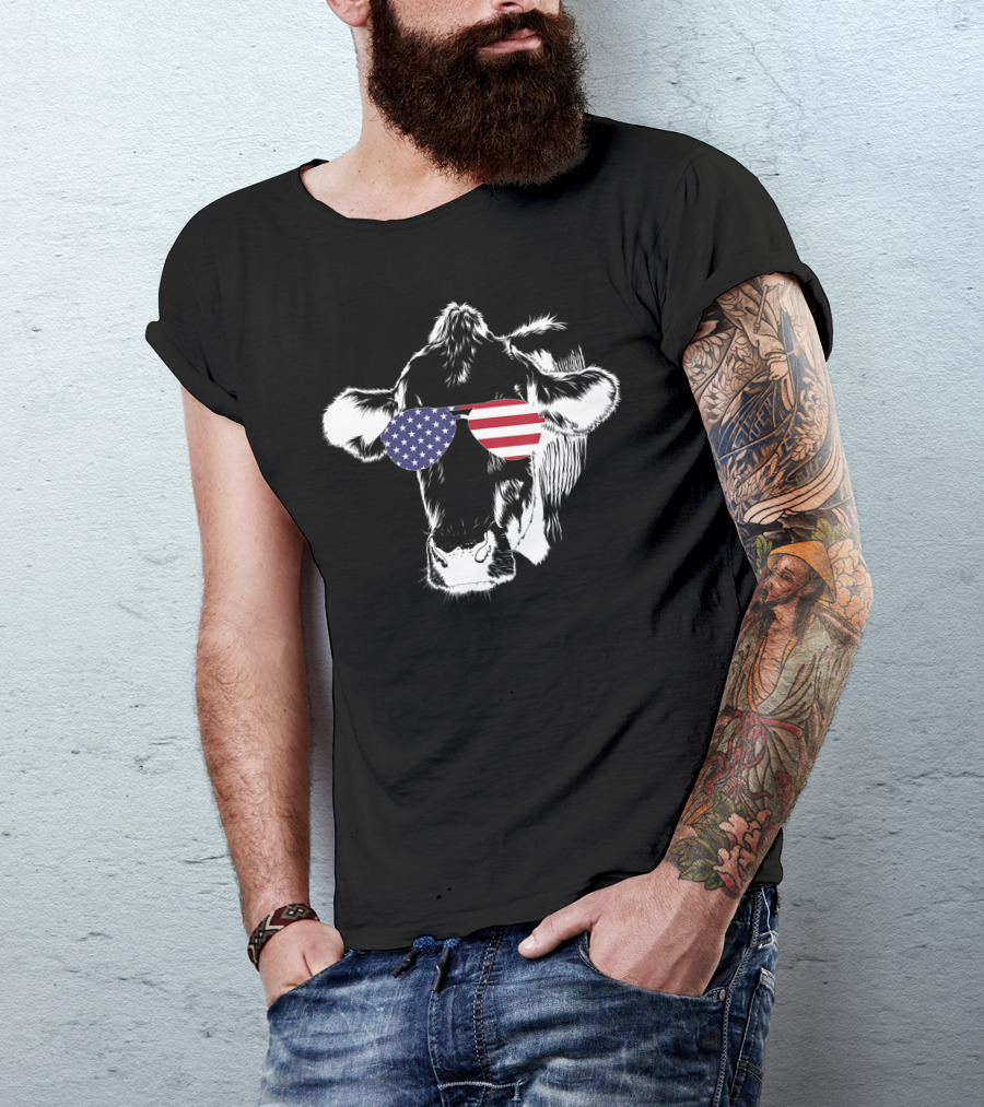 4th Of July Vintage Patriotic Cow Wearing American Flag Sunglasses T-Shirt