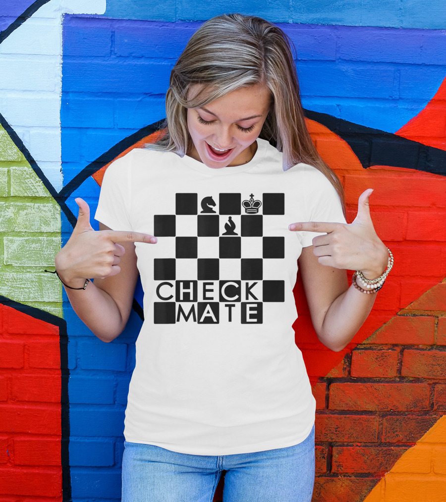 Checkmate Chessboard Knight Bishop King T-Shirt