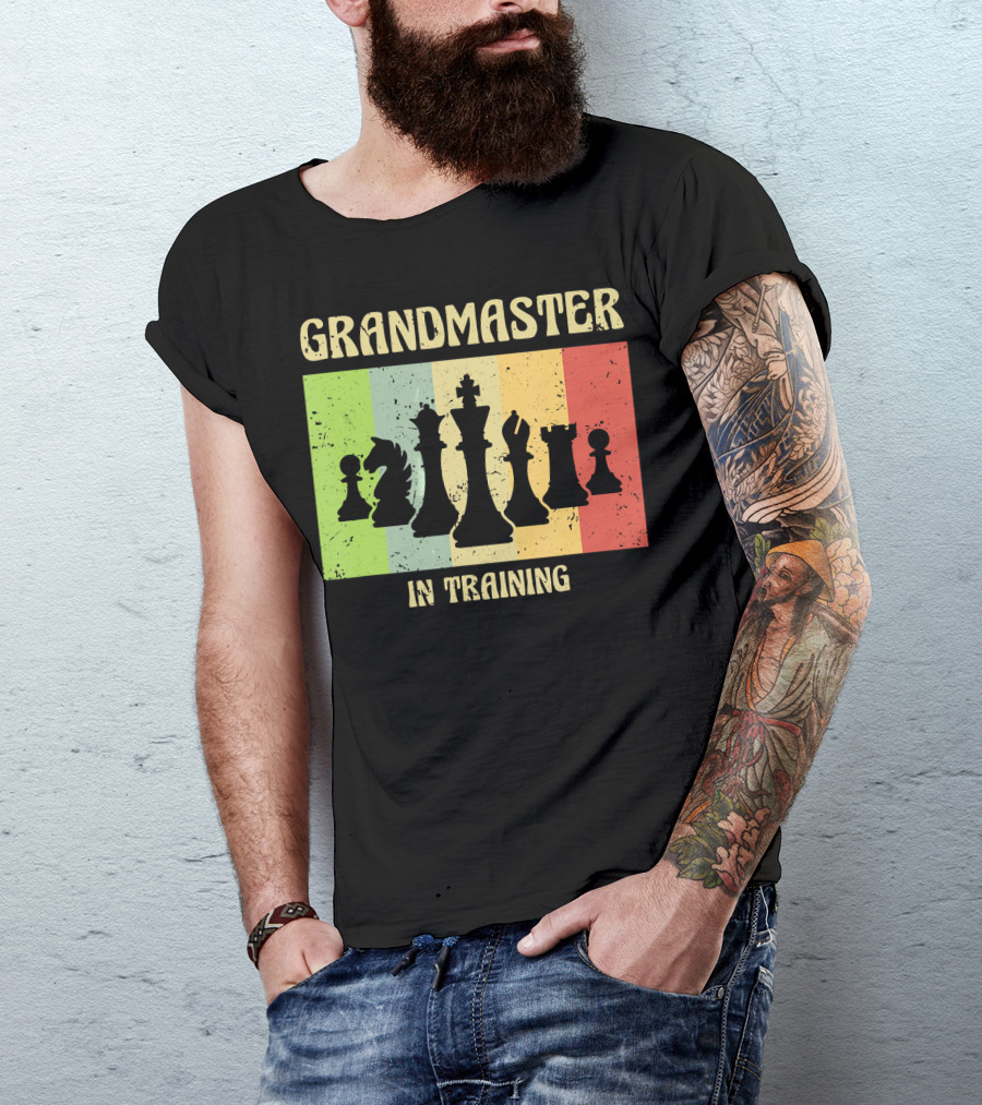 Grandmaster In Training Chess Player Silhouette Retro Stripes T-Shirt