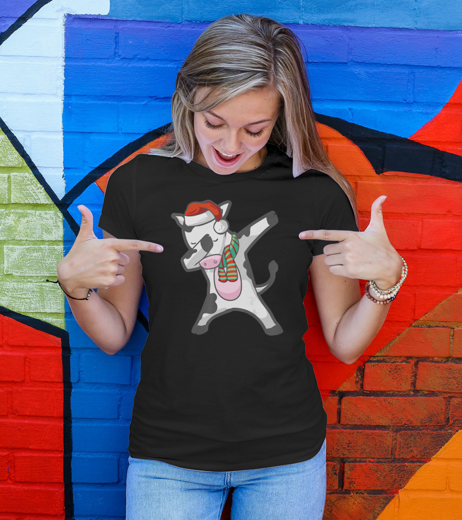Dabbing Cow Calf With Santa Hat And Christmas Scarf T-Shirt