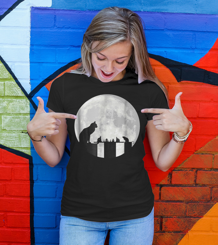 The Cat Versus The Mouse On The Chessboard In Full Moonlight T-Shirt