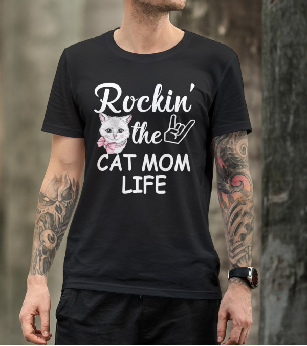 Rockin' The Cat Mom Life With Rock Hand And Pink Bow Cat T-Shirt