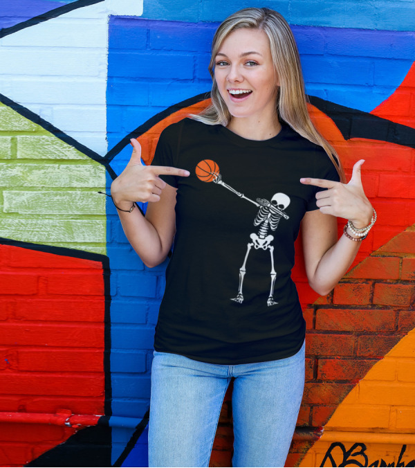 Dabbing Skeleton Halloween Basketball Fun T-Shirt