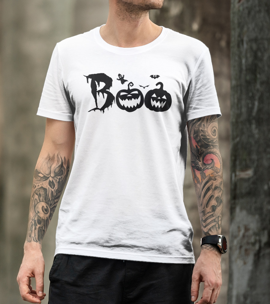 Boo Creepy Pumpkins With Bats Halloween Costume T-Shirt