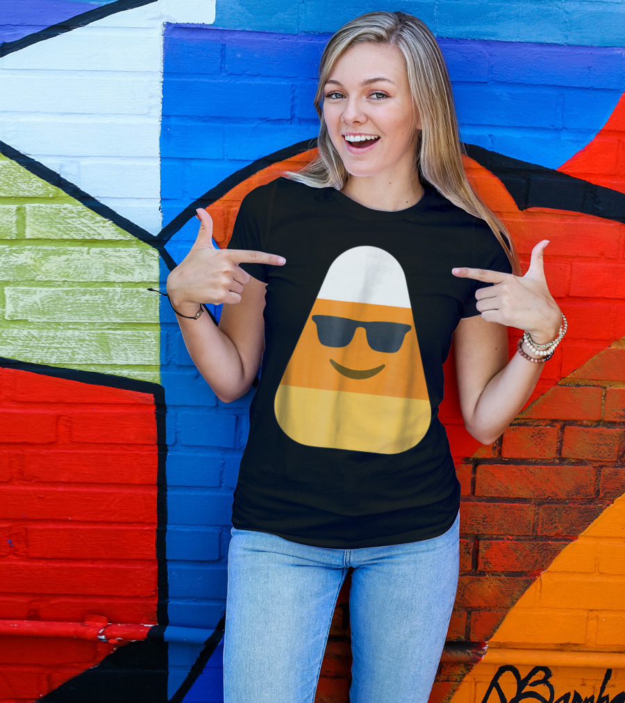 Funny Cool Candy Corn Emoji Halloween T-Shirt