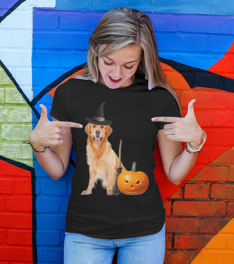 Golden Retriever Witch Hat Halloween Dog With Pumpkin And Broom T-Shirt