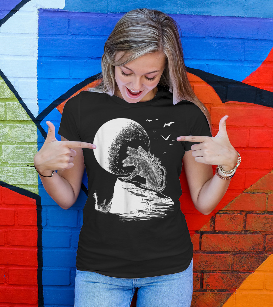 Cerberus Hell Hound Howling At The Moon Halloween T-Shirt