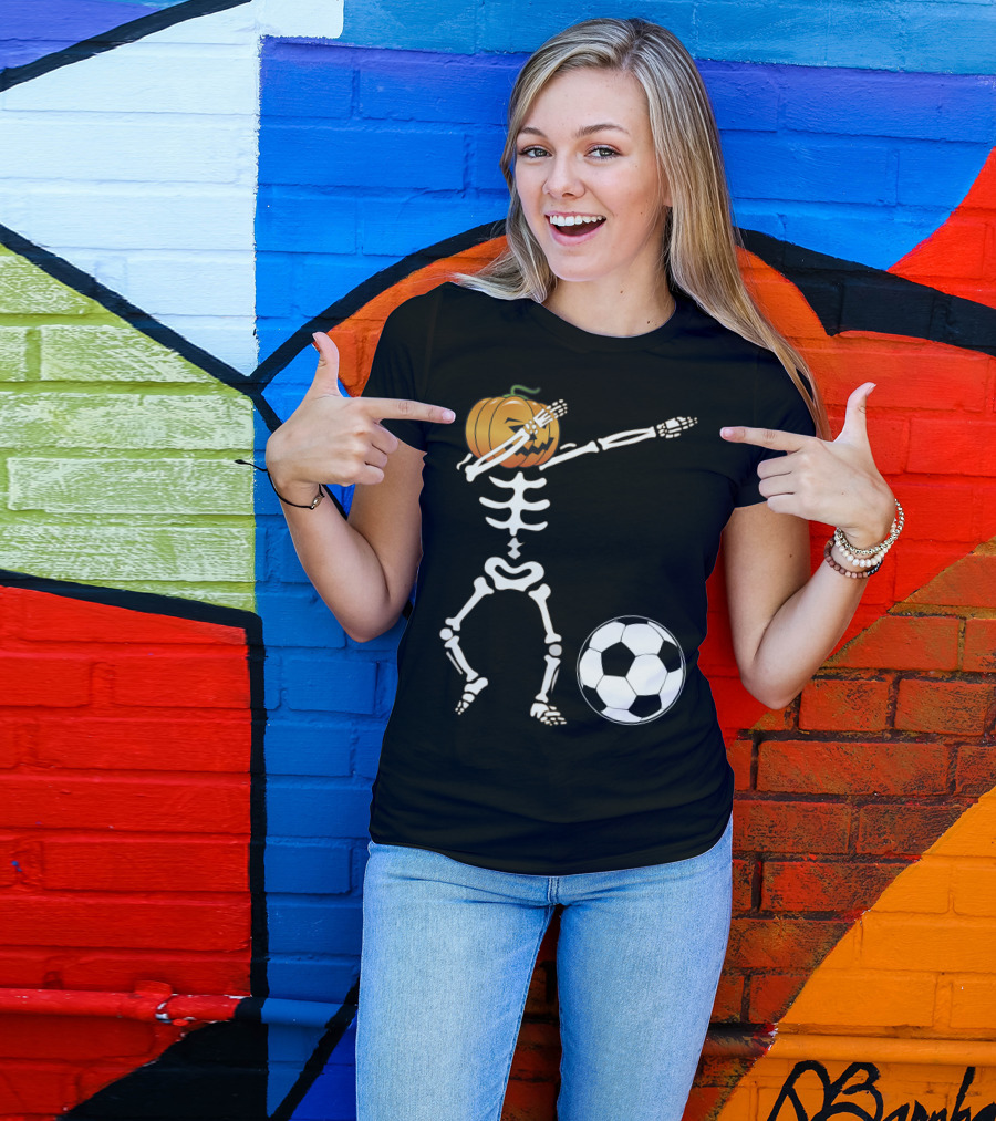Halloween Dabbing Skeleton Pumpkin Head And Soccer Ball T-Shirt