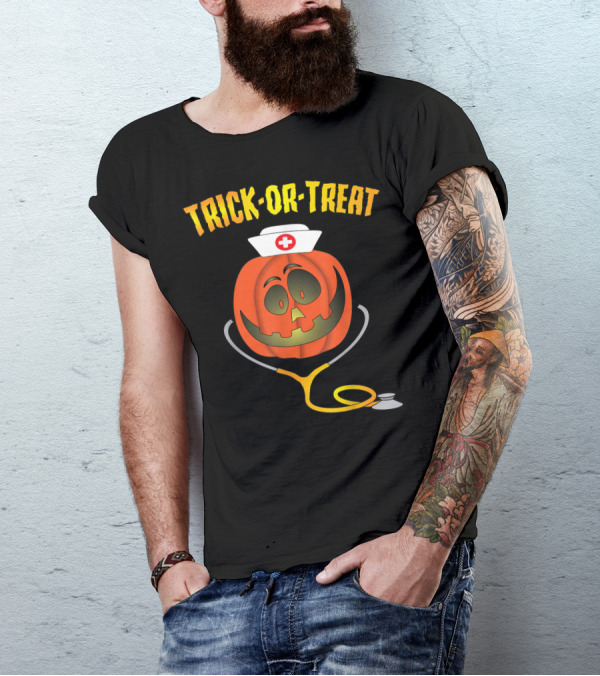 Trick Or Treat Pumpkin Nurse Halloween Stethoscope T-Shirt
