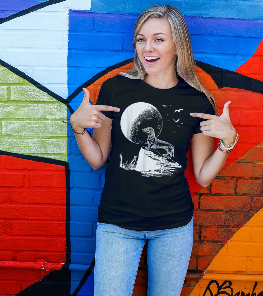 Halloween Dachshund Howling At Moon With Bats T-Shirt