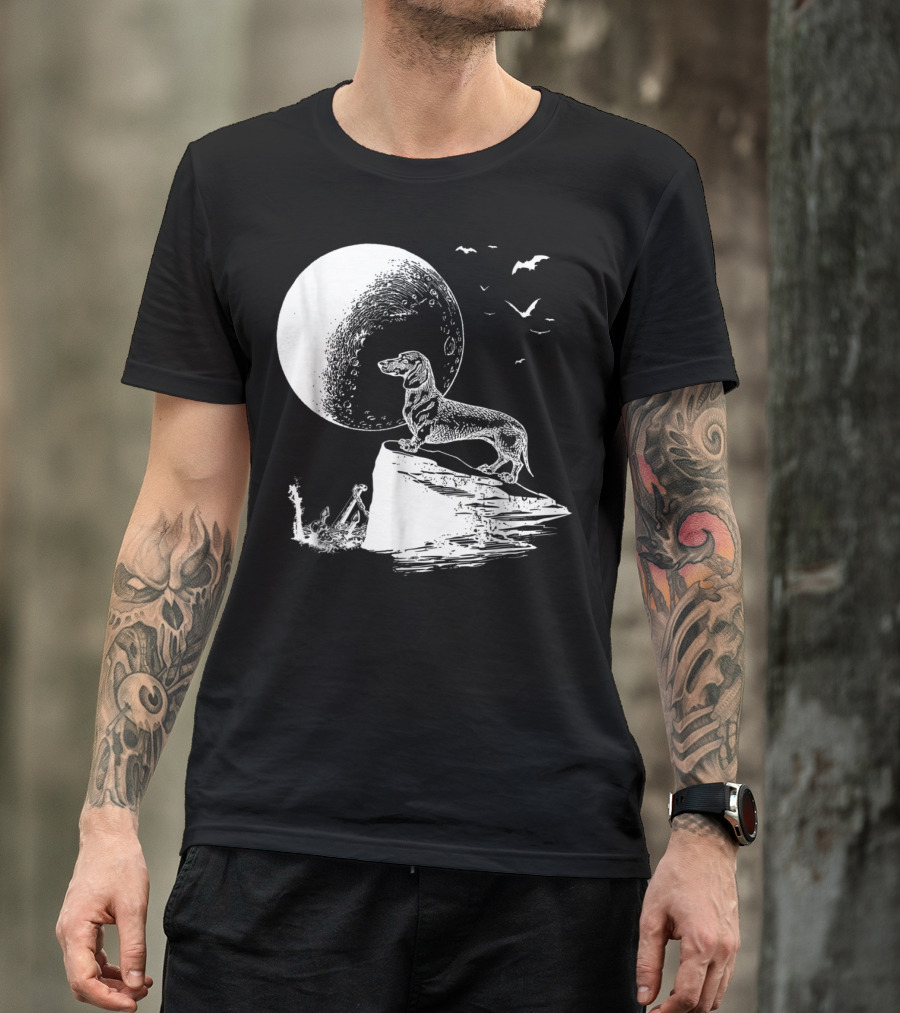Halloween Dachshund Howling At Moon With Bats T-Shirt