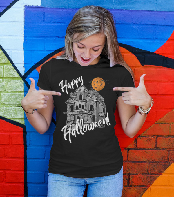 Happy Halloween Scary Haunted House With Moon And Bats T-Shirt