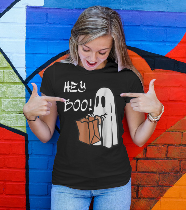HEY BOO Ghost With Trick-or-Treat Bag T-Shirt