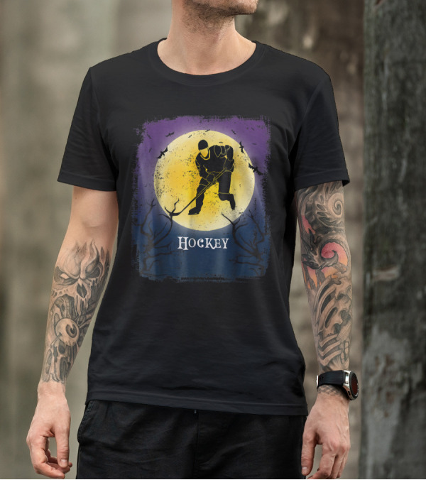 Hockey Player Halloween Moon Vintage Style With Bats T-Shirt