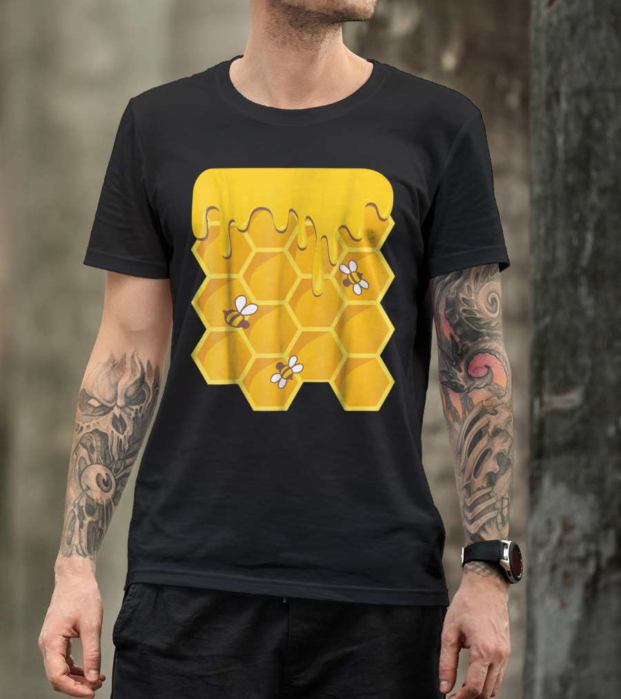 Honeycomb Bees Dripping Honey Halloween Group Costume T-Shirt