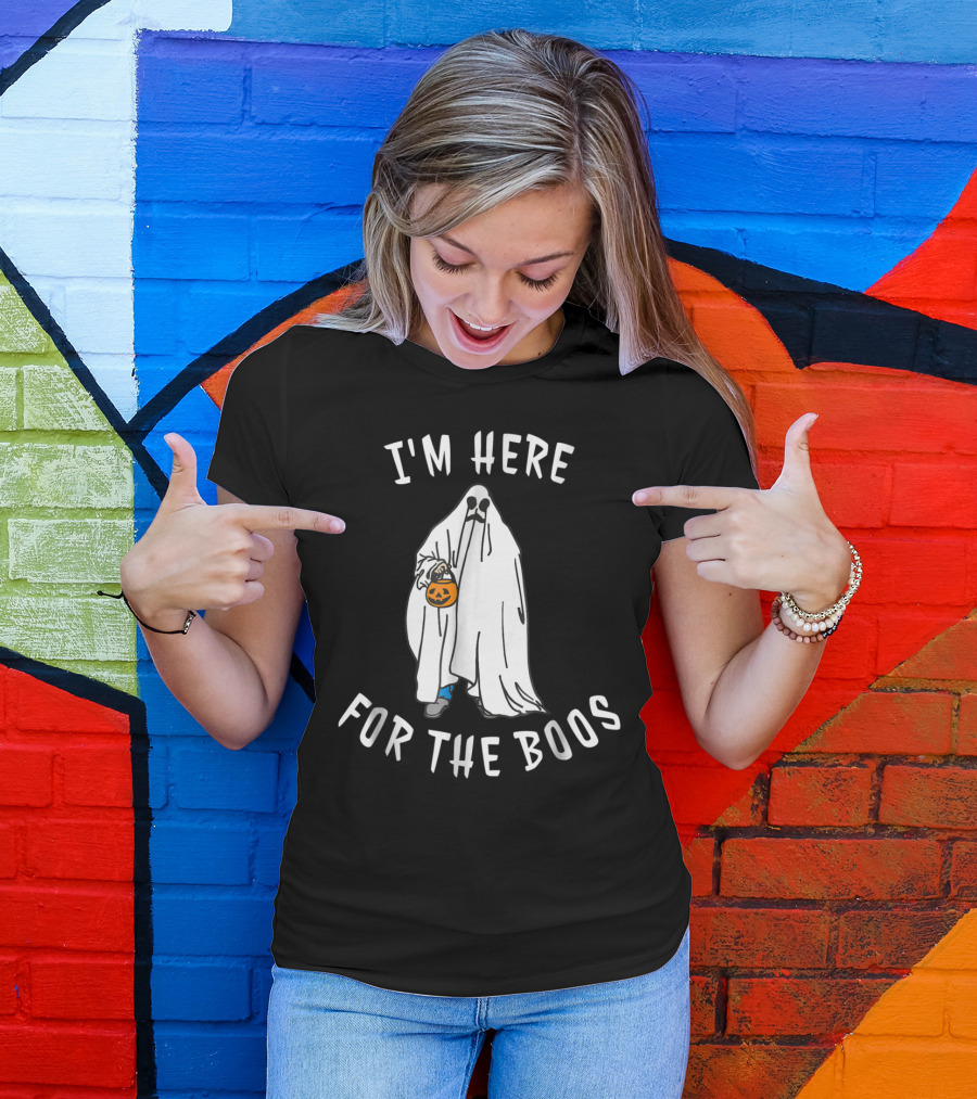 I'm Here For The Boos Halloween Ghost Holding Pumpkin T-Shirt