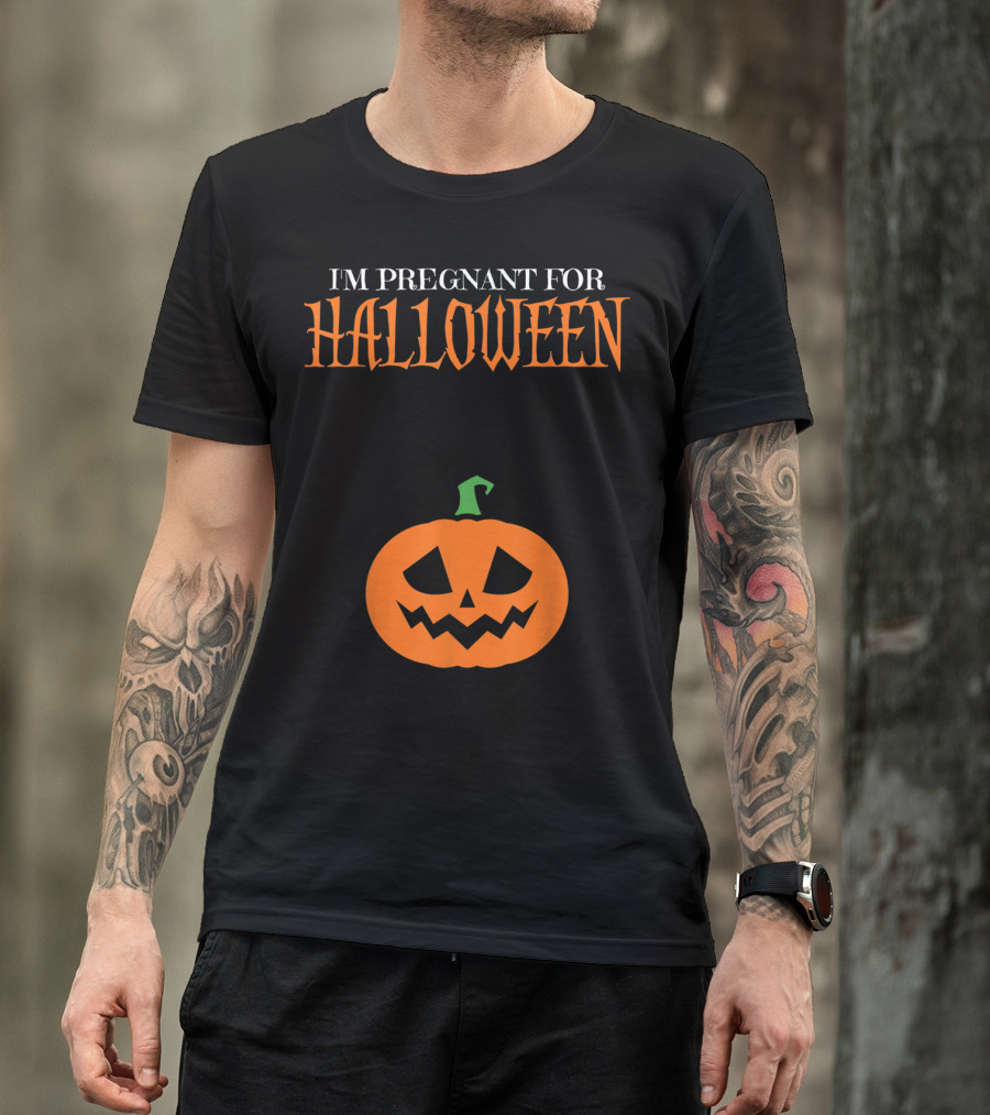I'm Pregnant For Halloween Funny Announcement Pumpkin Face T-Shirt