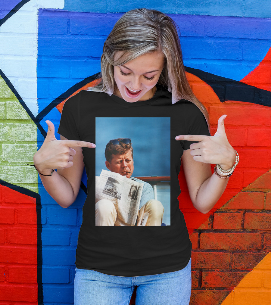 Jfk Halloween Christmas Funny Cool Holidays President Reading Newspaper Sunglasses T-Shirt