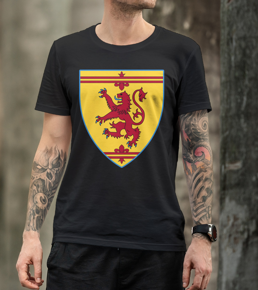 Knight Shield Halloween Costume Heraldic English Lion Crest T-Shirt