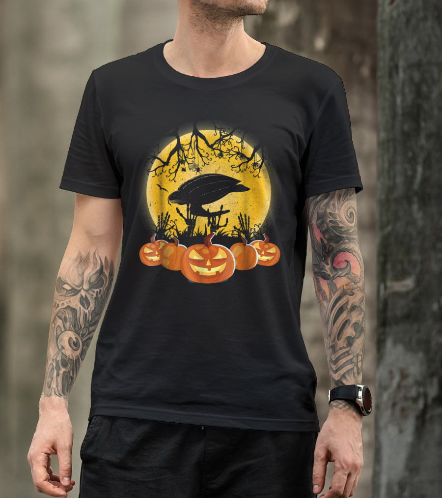 Leatherback Sea Turtle Halloween Moon Jack-o'-Lanterns T-Shirt