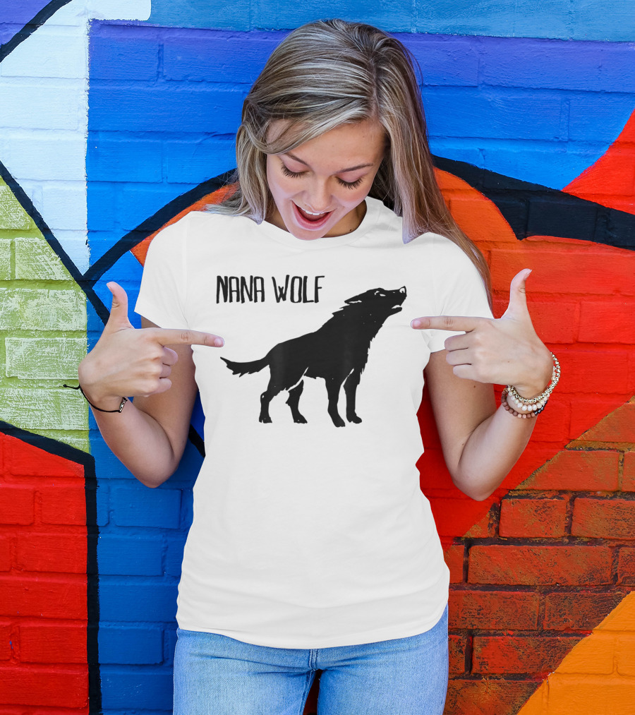 Nana Wolf Matching Family Halloween Grandma Wolf T-Shirt