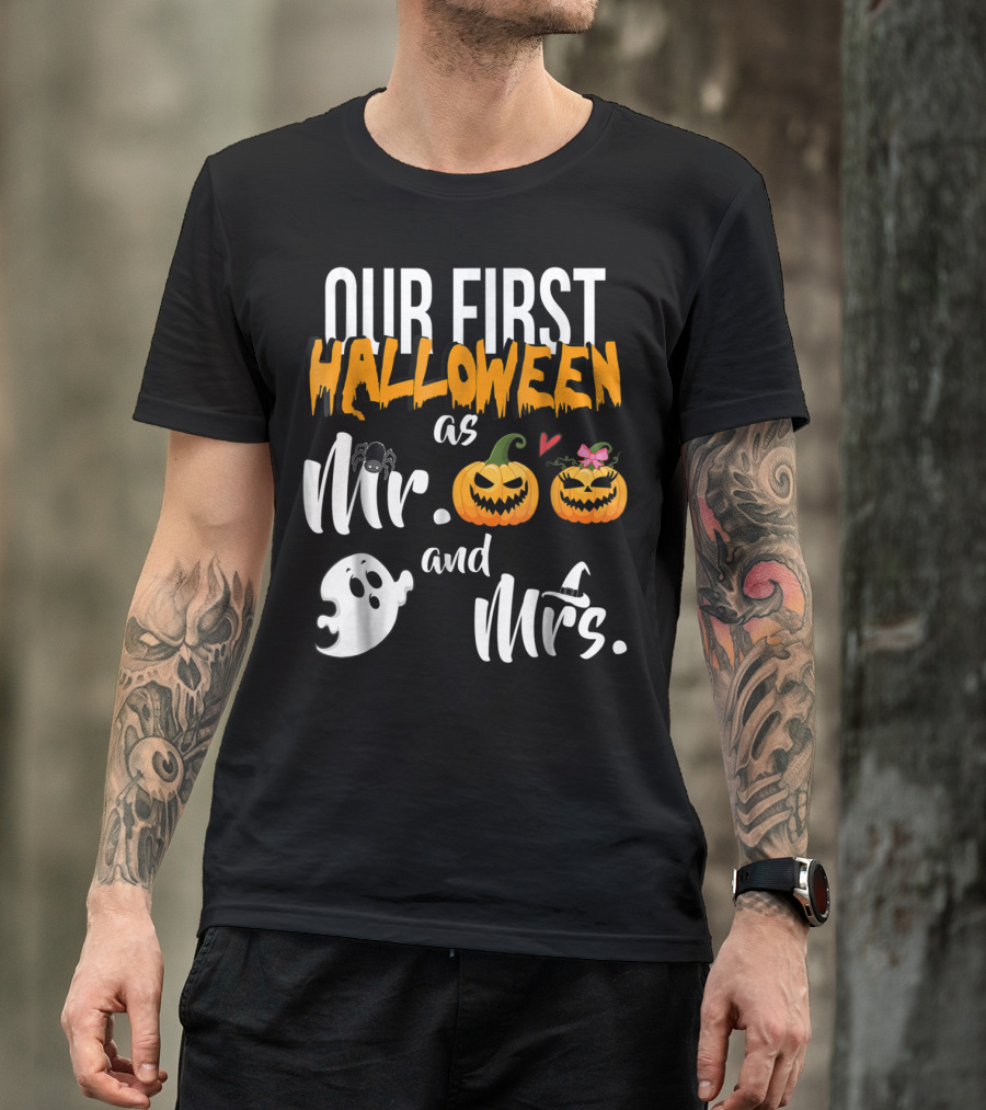 OUR FIRST HALLOWEEN AS MR AND MRS PUMPKINS GHOST SPIDER BOW T-Shirt