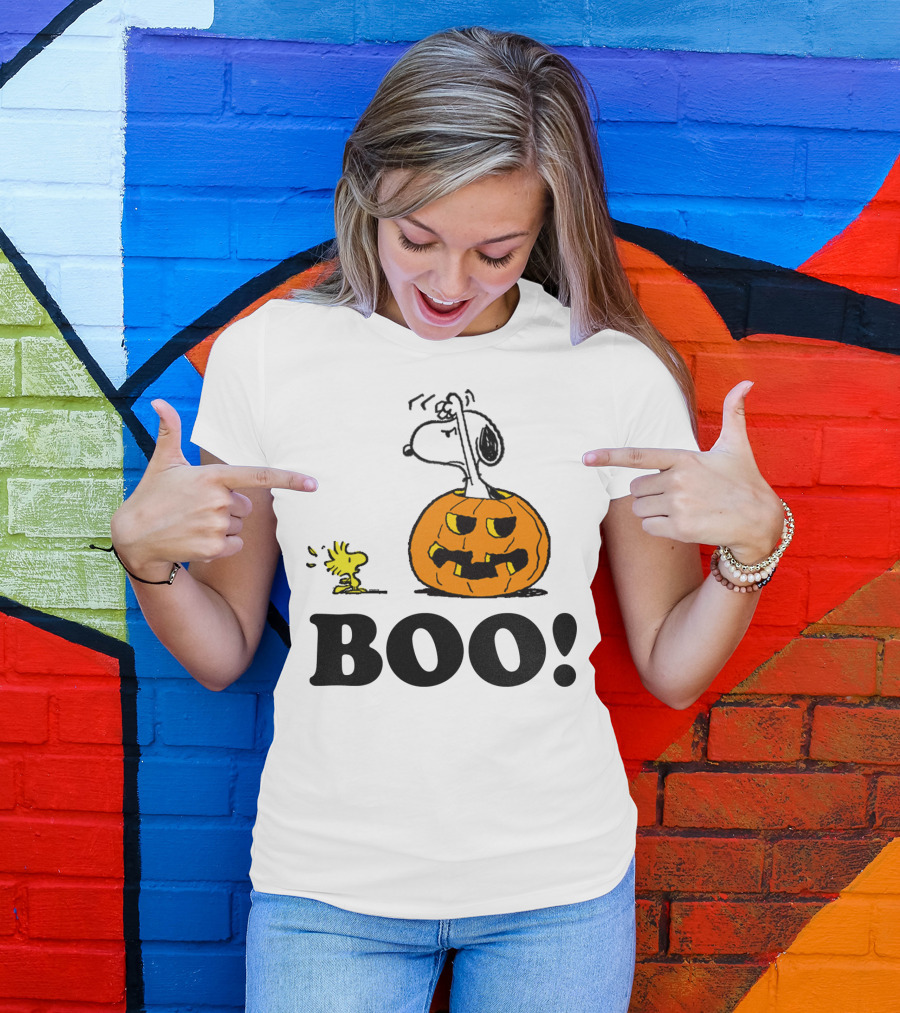 Peanuts Halloween Snoopy Woodstock Pumpkin Boo T-Shirt