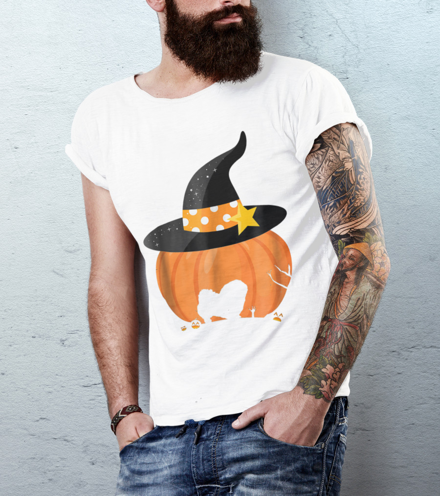 Pekingese Dog In Pumpkin Witch Hat Halloween T-Shirt