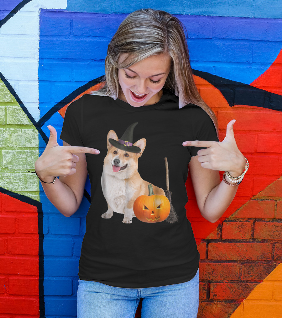 Pembroke Welsh Corgi Witch Hat Halloween Dog Pumpkin Broom T-Shirt