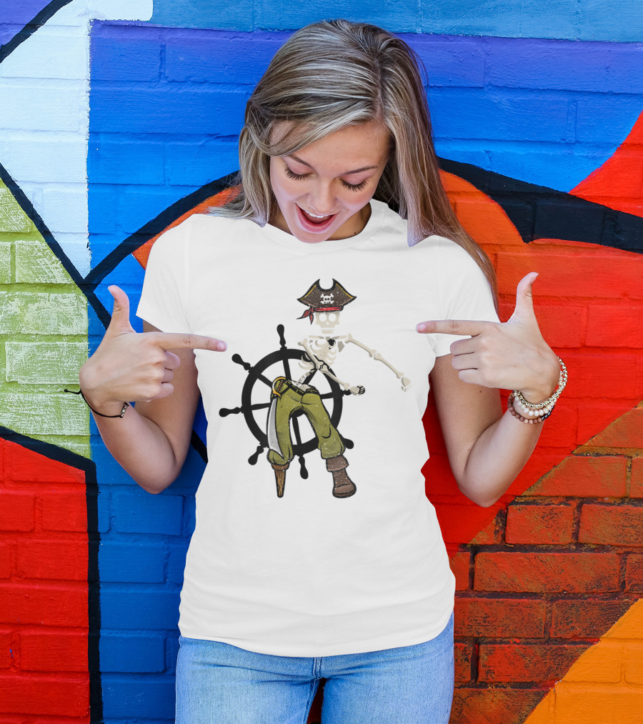 Pirate Skeleton Floss Dance Halloween With Ship Wheel T-Shirt