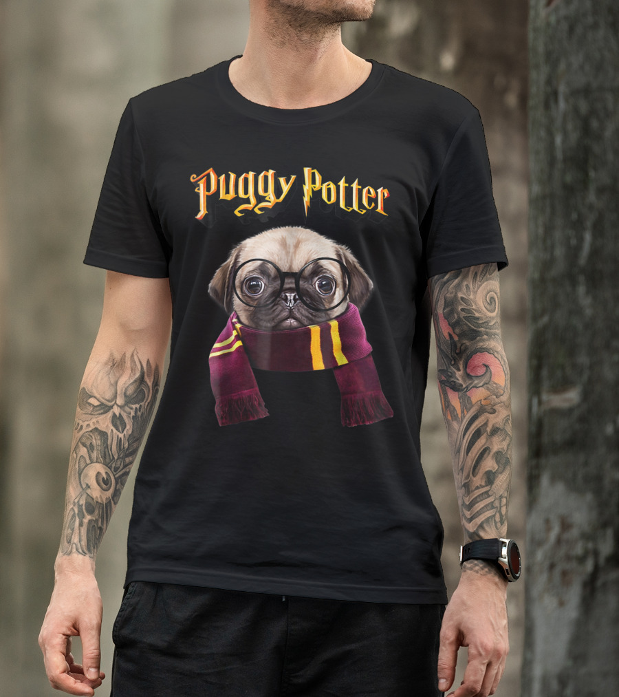 Puggy Potter Magic Wizard Pug Halloween Pug Glasses Scarf T-Shirt