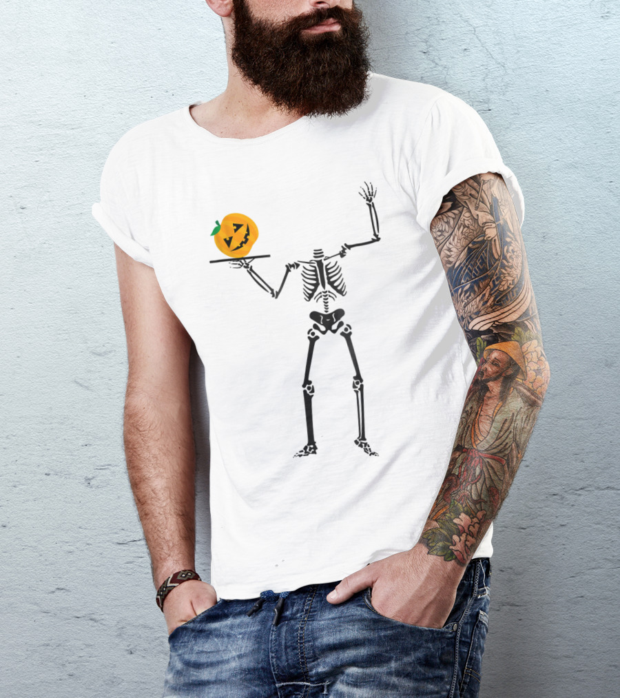 Pumpkin Head Skeleton Funny Halloween Chef Holding Jack-O'-Lantern T-Shirt