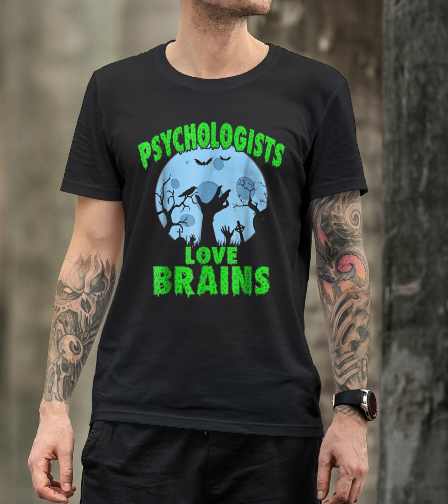 Psychologists Love Brains Moonlight Zombies And Bats T-Shirt