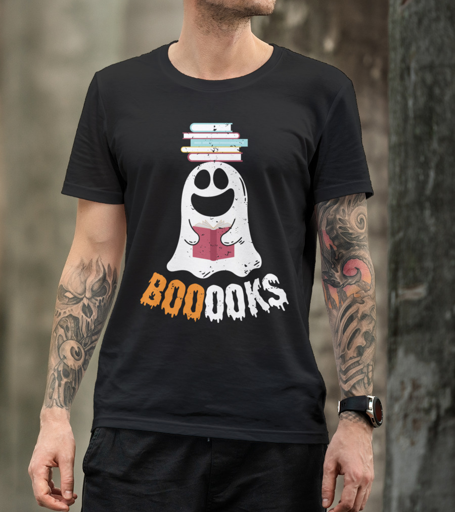 Reading Booooks Halloween Funny Ghost Book Reader T-Shirt