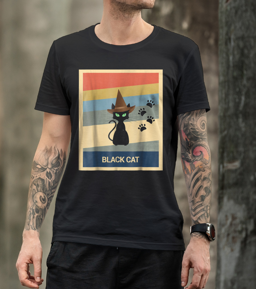 Black Cat Retro Style Halloween Vintage Witch Hat And Paw Prints T-Shirt