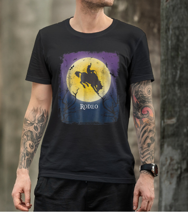 Rodeo Cowboy Halloween Saddle Bronc Full Moon Bat T-Shirt