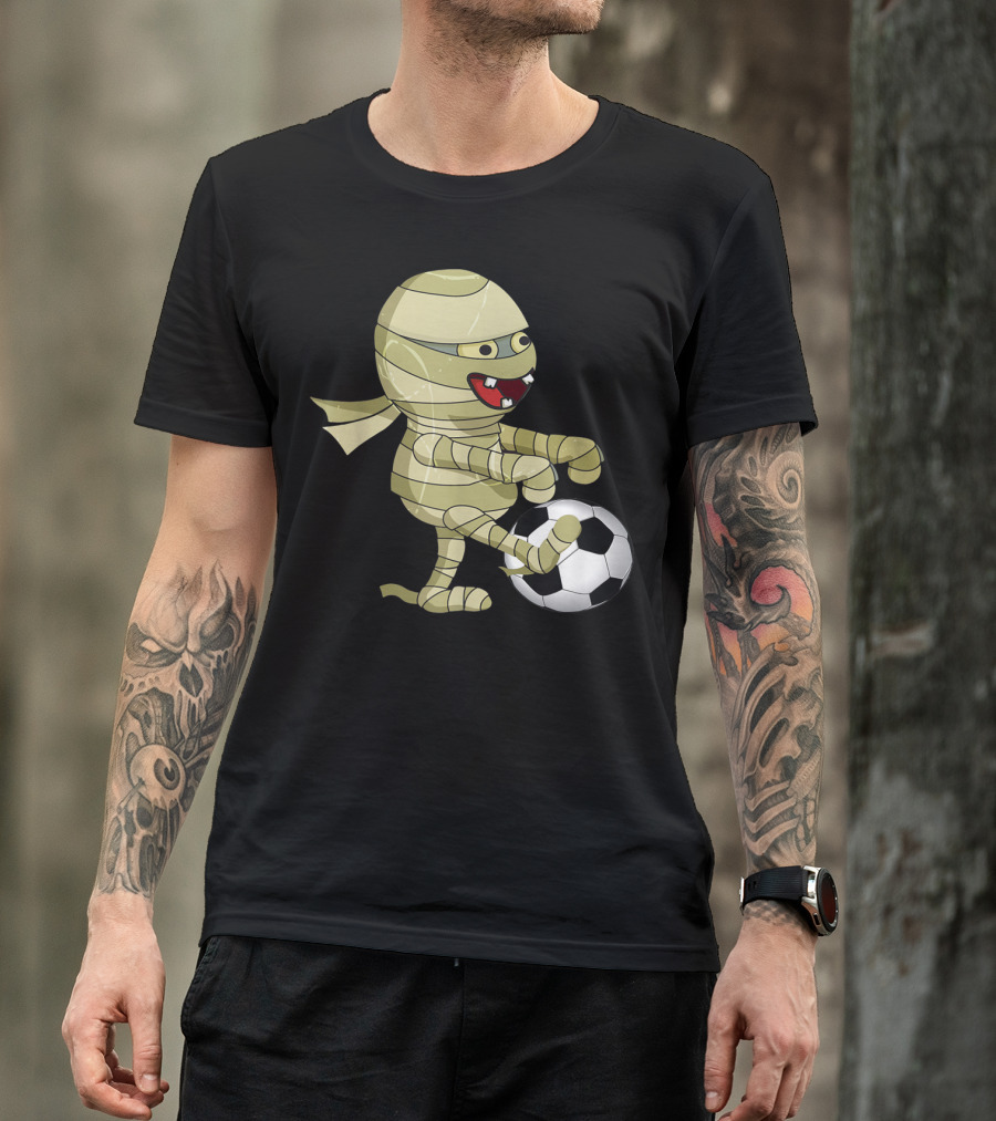 Funny Soccer Mummy Kicking Soccer Ball T-Shirt