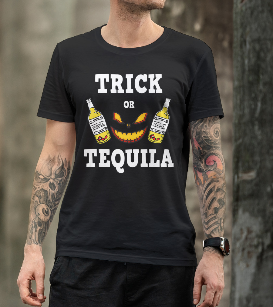 Trick Or Tequila Halloween Jack-O'-Lantern Bottles T-Shirt