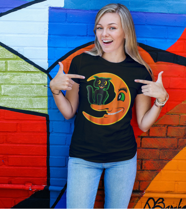 Vintage Halloween Beistle Cat On The Grinning Orange Moon T-Shirt