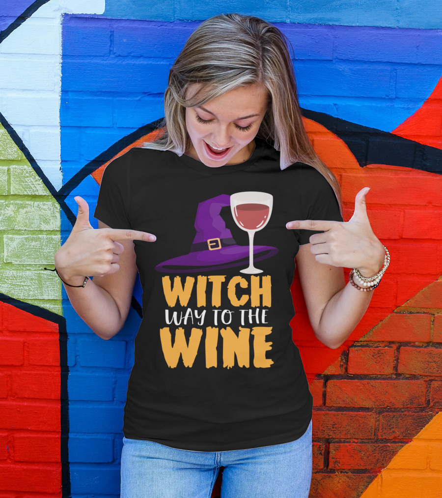 Witch Hat Purple Wine Glass Halloween Fun T-Shirt