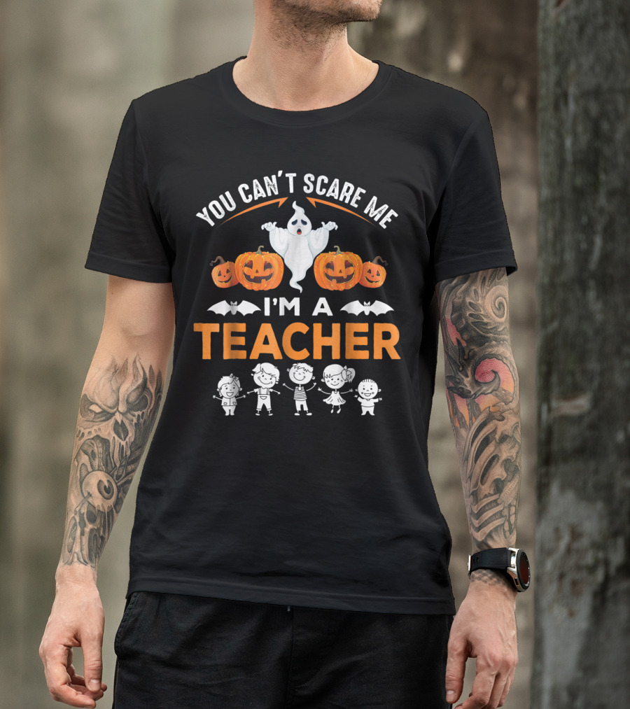 You Can't Scare Me I'm A Teacher Halloween Ghost Pumpkins Bats Kids T-Shirt