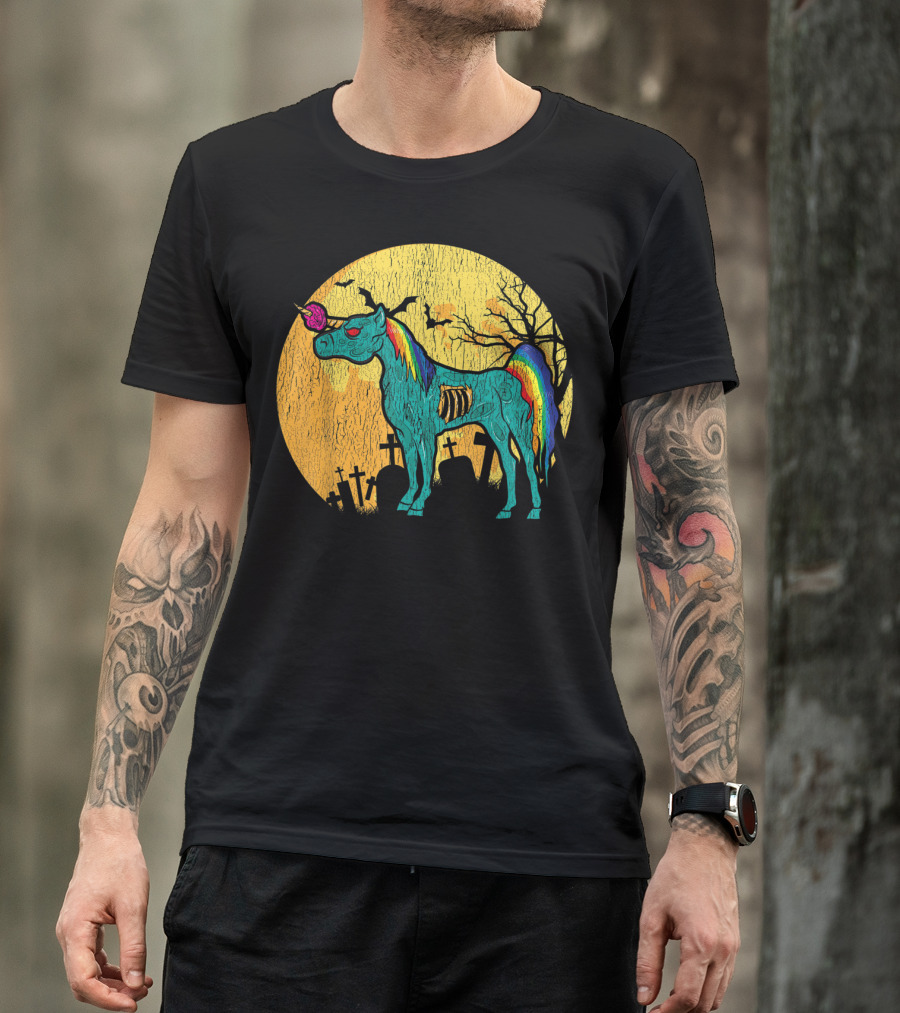 Zombie Unicorn Zombicorn Zombiecorn Graveyard Halloween Moon T-Shirt