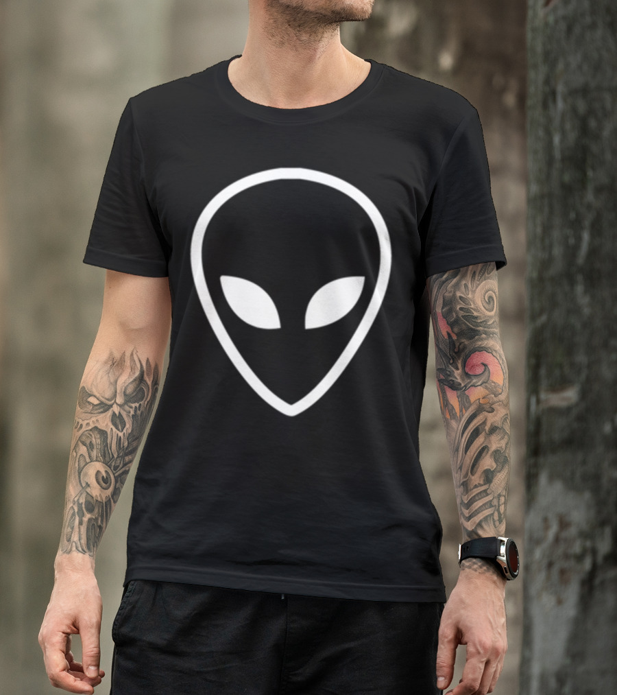 Alien Head Pocket Black Ufo T-Shirt