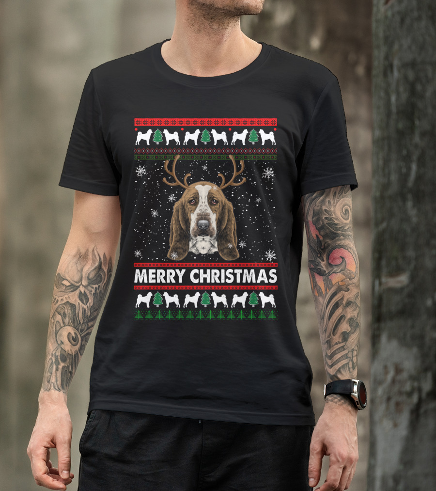 Merry Christmas Basset Hound Reindeer Antlers Snowflakes T-Shirt