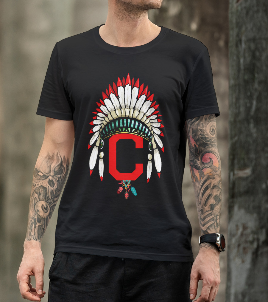 Cleveland Hometown Indian Tribe Headdress Symbol With Bold C T-Shirt